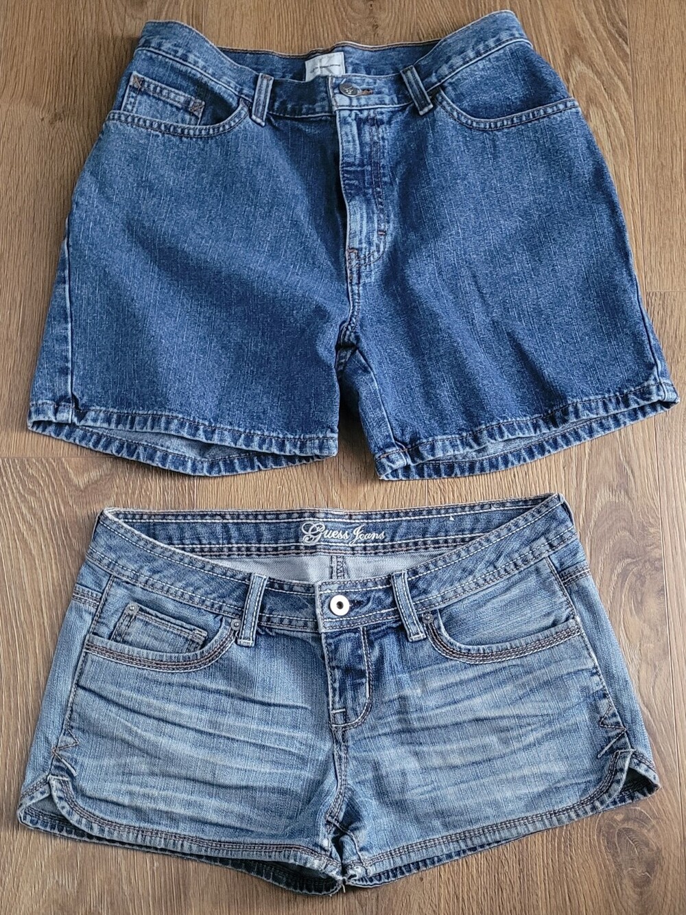 Bundle Calvin Klein And Guess Women's Denim Shorts Duo - Blue & Light Blue